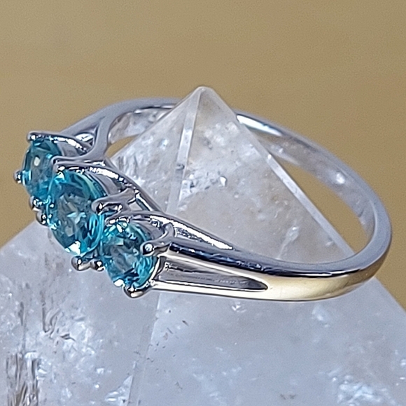 Natural Blue Apatite 5mm 14K White Gold on 925 Sterling Silver Ring Sz 7.5 - Picture 9 of 9